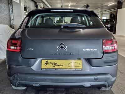 Citroën C4 Cactus 1.6 HDI 100 SHINE NAVI (2017) - Photo 3