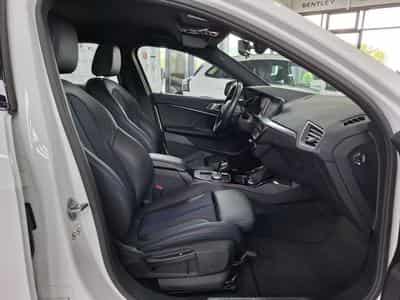 BMW 118 i M SPORT PAKET, NAVI, LED, COCKPIT DIGITAL, CARPLAY, PDC, (2021) - Foto 9