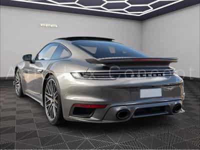 Porsche 911 911 Turbo S Coupé (2021) - Photo 3
