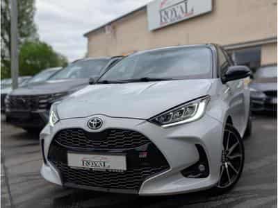 Toyota Yaris GR SPORT 1.5 HEV * GARANTIE CONSTRUCTEUR* (2023) - Photo 1