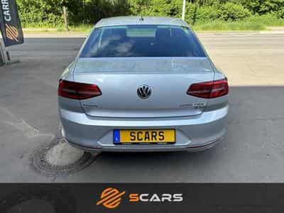 VW Passat B8 2.0 Tdi DSG 150cv (2017) - Photo 5