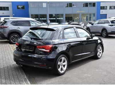 Audi A1 Sportback 1.4 TFSI Sport GPS XENON 1° MAIN CARNET (2015) - Photo 4