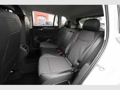 VW Tiguan DSG LED+ 5JGar. (2026) - Foto 10