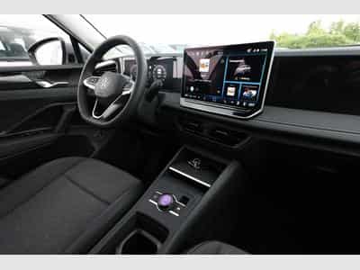 VW Tiguan DSG LED+ 5JGar. (2026) - Foto 9