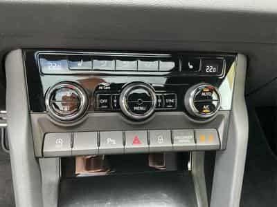 Skoda Karoq Sportline Pano Navi (2024) - Foto 15