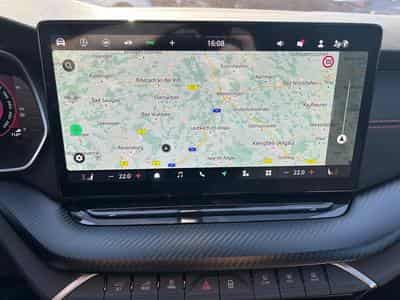 Skoda Octavia RS (2026) - Photo 10