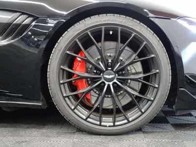 Aston-Martin V8 Vantage F1 Edition (2023) - Photo 9