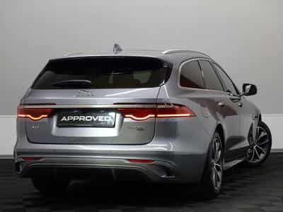 Jaguar XF D200 R-DYNAMIC SE AWD AUTO (2023) - Photo 4