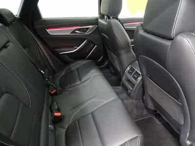 Jaguar XF D200 R-DYNAMIC SE AWD AUTO (2023) - Photo 8