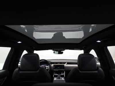 Jaguar XF D200 R-Dynamic SE RWD Auto (2024) - Photo 10