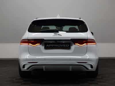 Jaguar XF D200 R-Dynamic SE RWD Auto (2024) - Photo 5