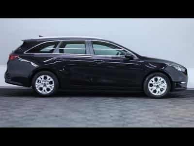 Kia Ceed SW MY25 Pulse 1.0 T-GDi 100 MT6 (2025) - Foto 3