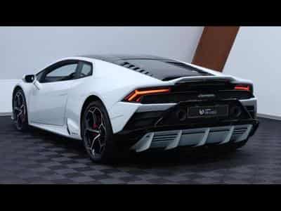 Lamborghini Huracán 5.2 V10 640 EVO (2019) - Photo 6