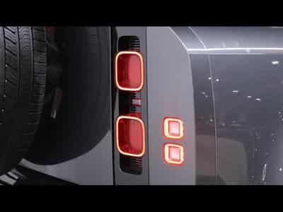 Land-Rover Defender 90 D250 X-Dynamic SE AWD Auto (2025) - Photo 7