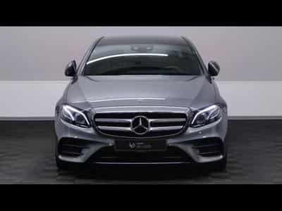 Mercedes E 220 d Limousine AMG Line 9g - Tronic (2019) - Photo 2