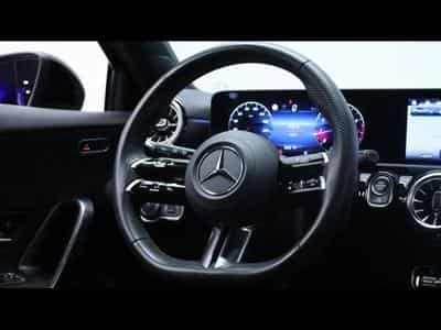 Mercedes A 180 AMG Line 7g-DCT (2024) - Photo 14
