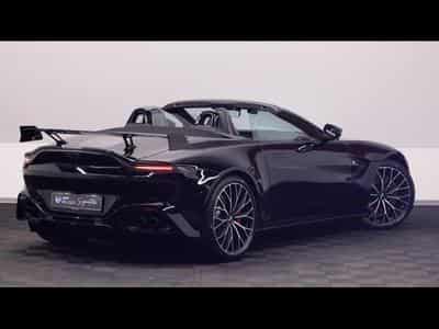 Aston-Martin V8 Vantage Roadster F1 Edition (2022) - Photo 12