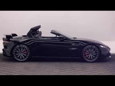 Aston-Martin V8 Vantage Roadster F1 Edition (2022) - Photo 8