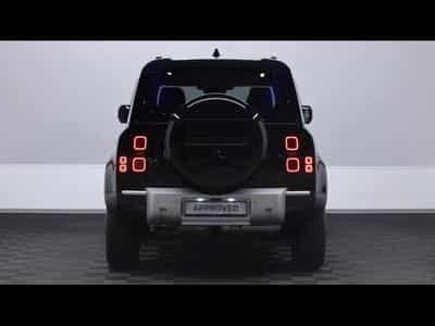 Land-Rover Defender S D200 Auto AWD (2025) - Photo 5