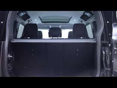 Land-Rover Defender S D200 Auto AWD (2025) - Photo 6