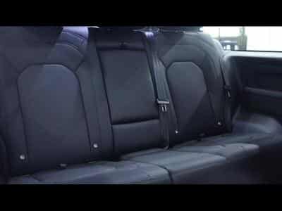 Land-Rover Defender 90 D200 X-Dynamic SE AWD Auto (2026) - Photo 12