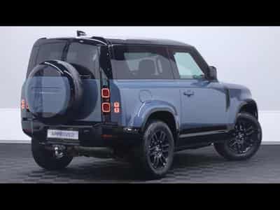 Land-Rover Defender 90 D200 X-Dynamic SE AWD Auto (2026) - Photo 4