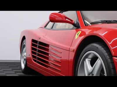 Ferrari Testarossa 5.0 V12 390 Duospecchio (1989) - Photo 9
