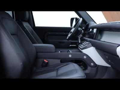 Land-Rover Defender 90 D200 S Auto (2023) - Photo 10