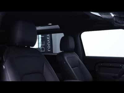 Land-Rover Defender 90 D200 S Auto (2023) - Photo 11