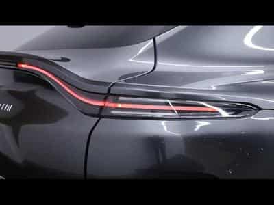 Aston-Martin DBX 707 (2022) - Photo 8