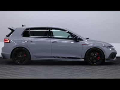 VW Golf 8 Clubsport DSG7 (2023) - Photo 3