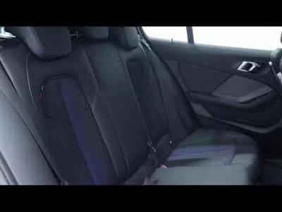 BMW 118 i hatch M Sport Steptronic (2024) - Photo 14
