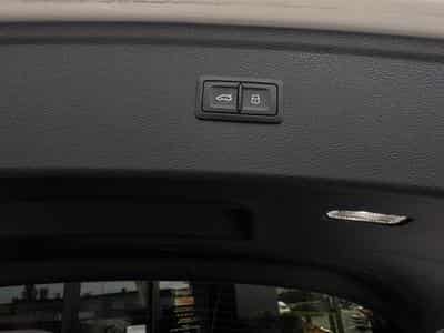 Audi Q5 Q5 55 TFSI E S LINE (2020) - Foto 13