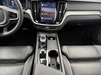 Volvo V60 B4 Plus Dark / Essence (2025) - Photo 11