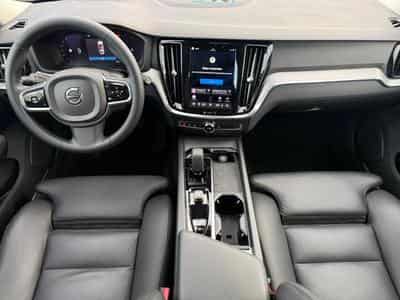 Volvo V60 B5 AWD / Essence (2023) - Photo 3
