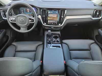 Volvo V60 T6 Plus Dark / Hybride (2025) - Photo 3