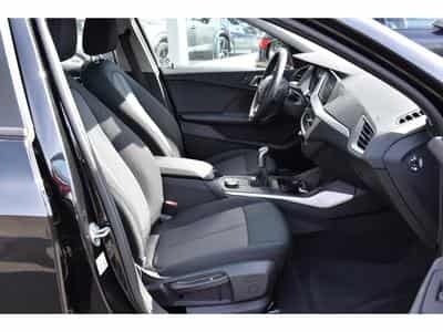 BMW 118 i CLIMA REGUL LANE LED PDC 1° MAIN (2022) - Foto 7