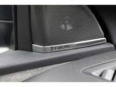 Peugeot 3008 BlueHDi GT AHK ACC Massage Pano. Focal 360° (2024) - Photo 11