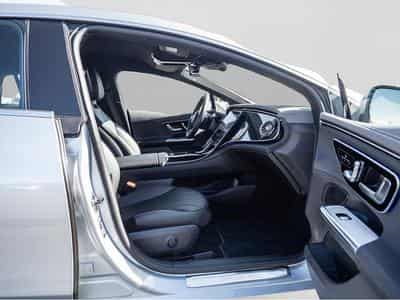 Mercedes EQ (2024) - Photo 2