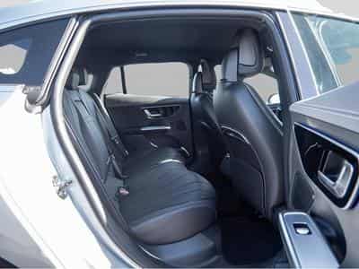 Mercedes EQ (2024) - Photo 4