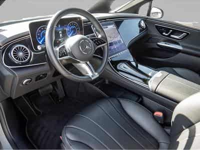 Mercedes EQ (2024) - Photo 5