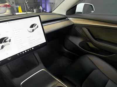 Tesla Model 3 Long Range RWD (2023) - Photo 15