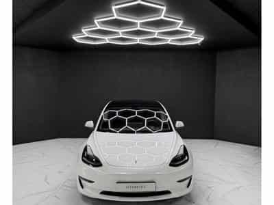 Tesla Model 3 Long Range RWD (2023) - Photo 8