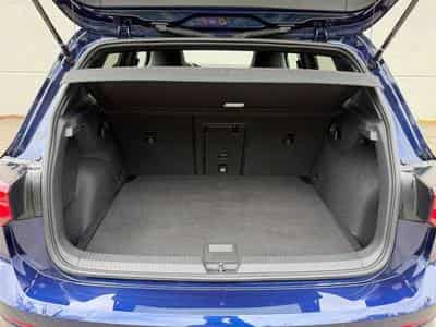 VW Golf Golf 1.5 eTSI R-Line OPF DSG (EU6AP) (2022) - Photo 14