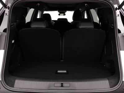Peugeot 5008 1.2 PureTech 146 e-DSC6 GT (2026) - Photo 9