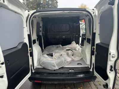 Fiat Doblo 1.3 MJet 95 (2019) - Photo 12