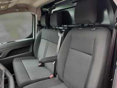 Citroën Jumpy 2.0 BlueHDI EAT8 150 Confort (2026) - Photo 9