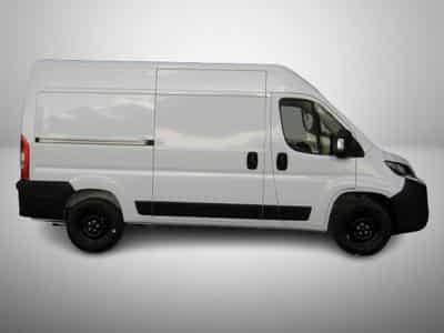 Citroën Jumper 2.2 BlueHDI 140 L2H2 (2025) - Photo 3