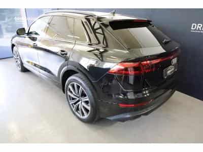 Audi Q8 50 TDI (2024) - Photo 3