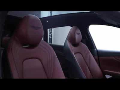 Aston-Martin DBX 4.0 V8 550 (2021) - Photo 12
